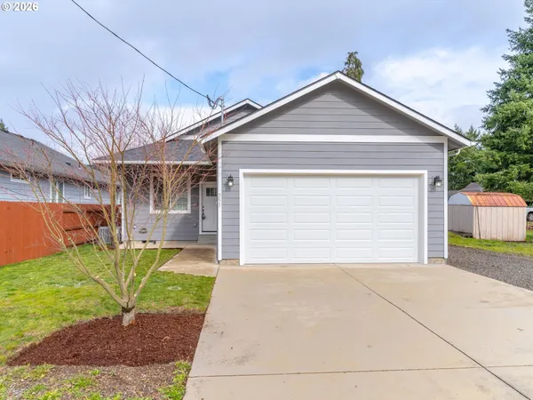 $399,900 | 355 Southeast Juniper Street, Mill City, OR 97360