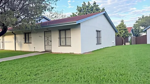 $2,200 | 28319 Southwest 141st Place, Homestead, FL 33033