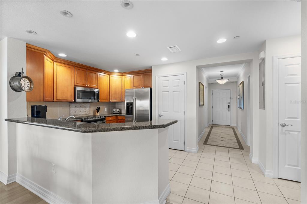 1100 Sunset View Circle, Unit 204 Reunion, FL 34747 - Photo 18 of 37
