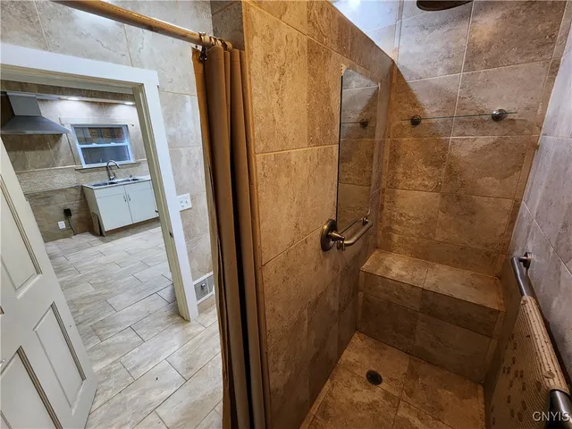 $139,900 | 110-12 Lacy Place, Syracuse, NY 13208