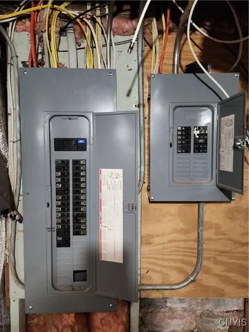 $139,900 | 110-12 Lacy Place, Syracuse, NY 13208