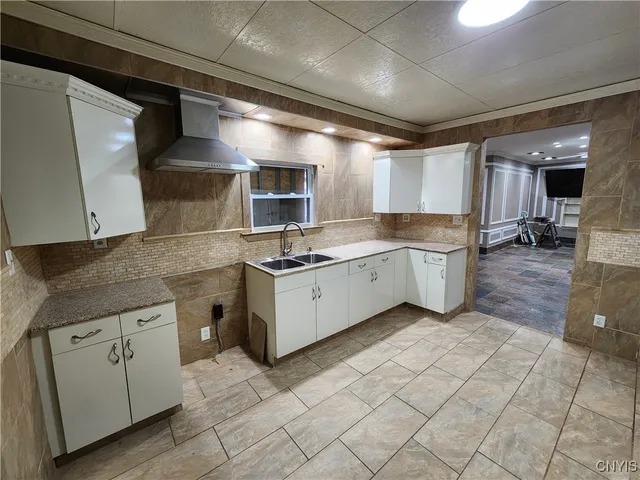 $139,900 | 110-12 Lacy Place, Syracuse, NY 13208