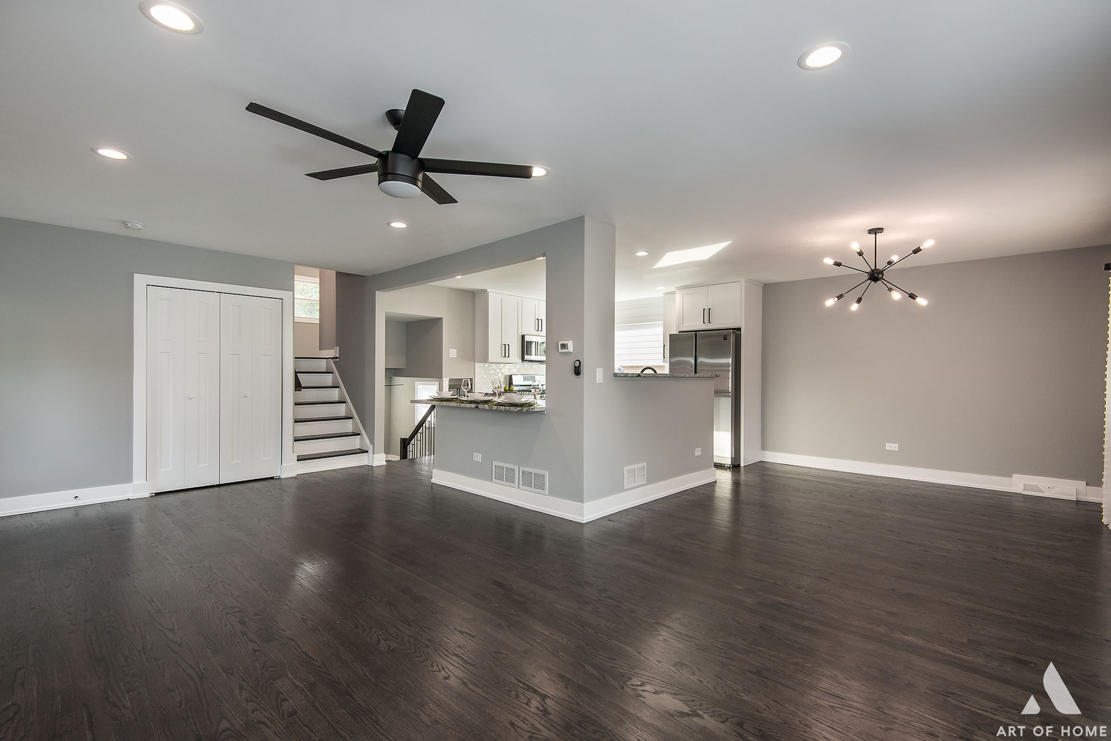 1251 Elder Road Homewood, IL 60430 - Photo 4 of 31