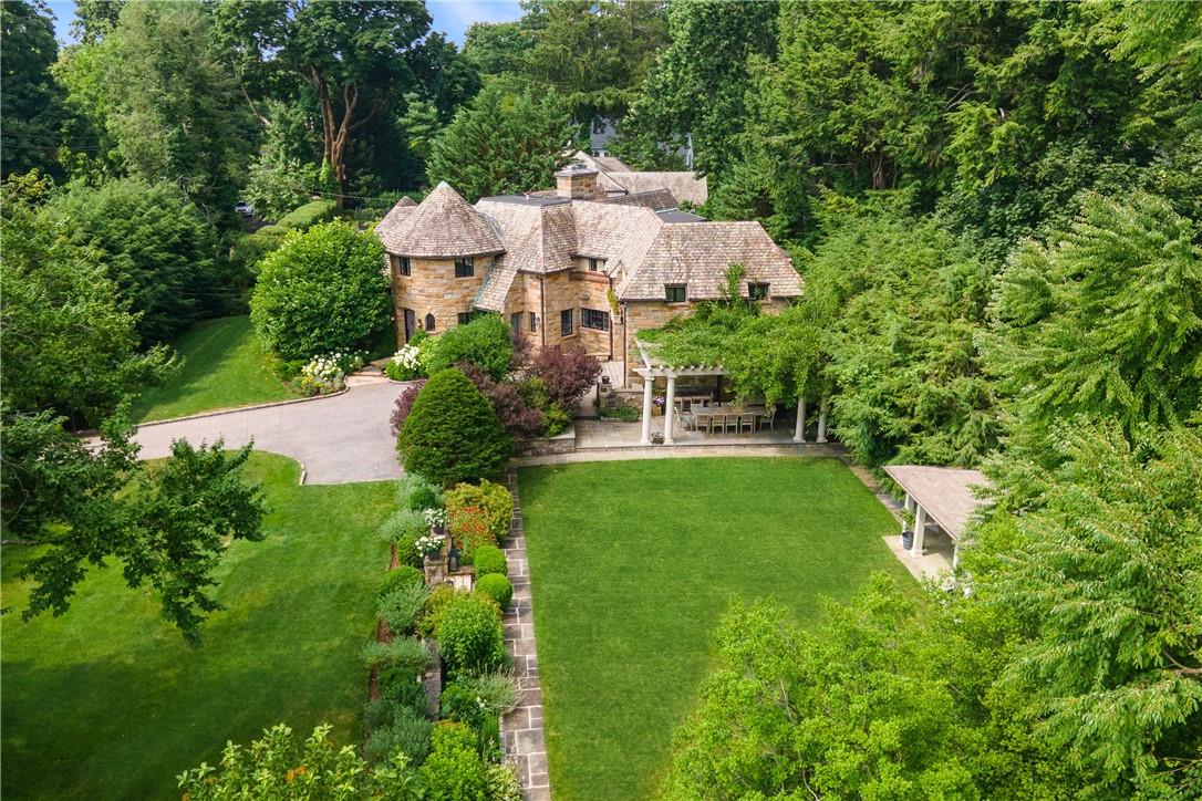 7 White Plains Road Bronxville, NY 10708 - Photo 1 of 1