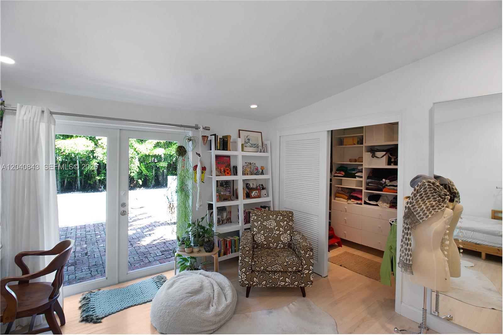 7420 Southwest 53rd Place Miami, FL 33143 - Photo 19 of 37