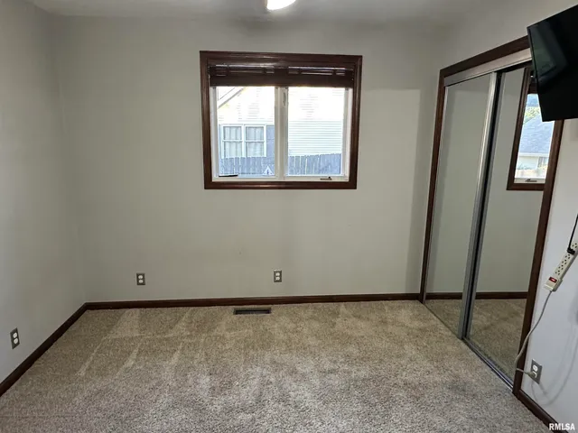 $145,000 | 233 West South Street, Divernon, IL 62530