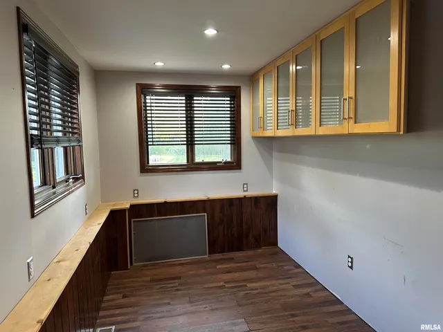 $145,000 | 233 West South Street, Divernon, IL 62530