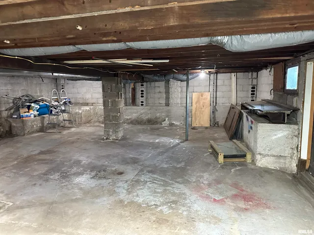 $145,000 | 233 West South Street, Divernon, IL 62530