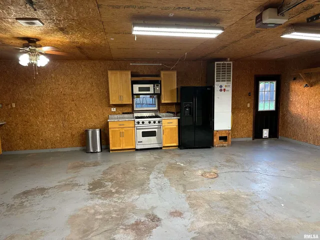 $145,000 | 233 West South Street, Divernon, IL 62530