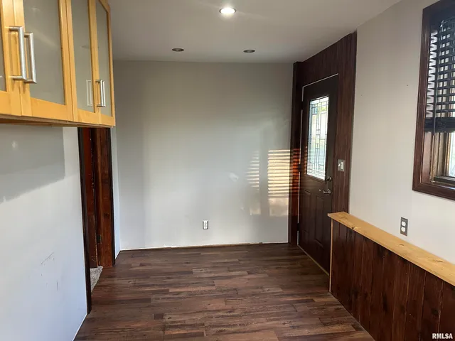 $145,000 | 233 West South Street, Divernon, IL 62530