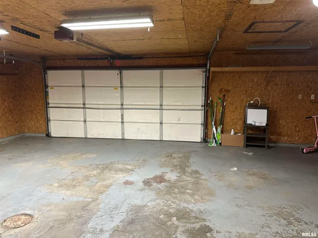 $145,000 | 233 West South Street, Divernon, IL 62530