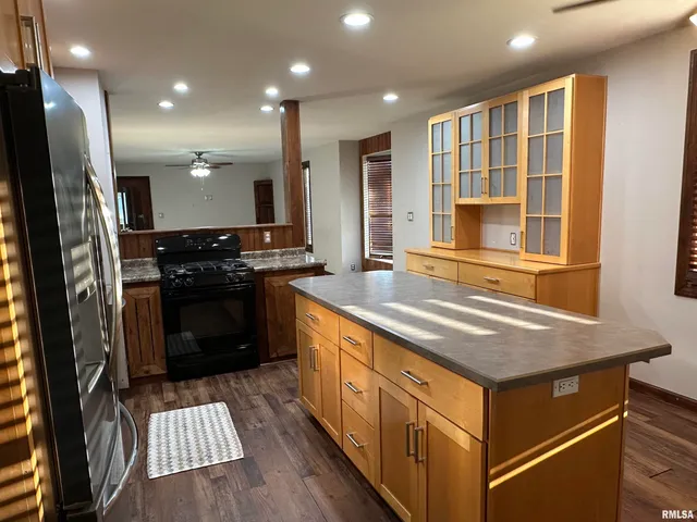 $145,000 | 233 West South Street, Divernon, IL 62530