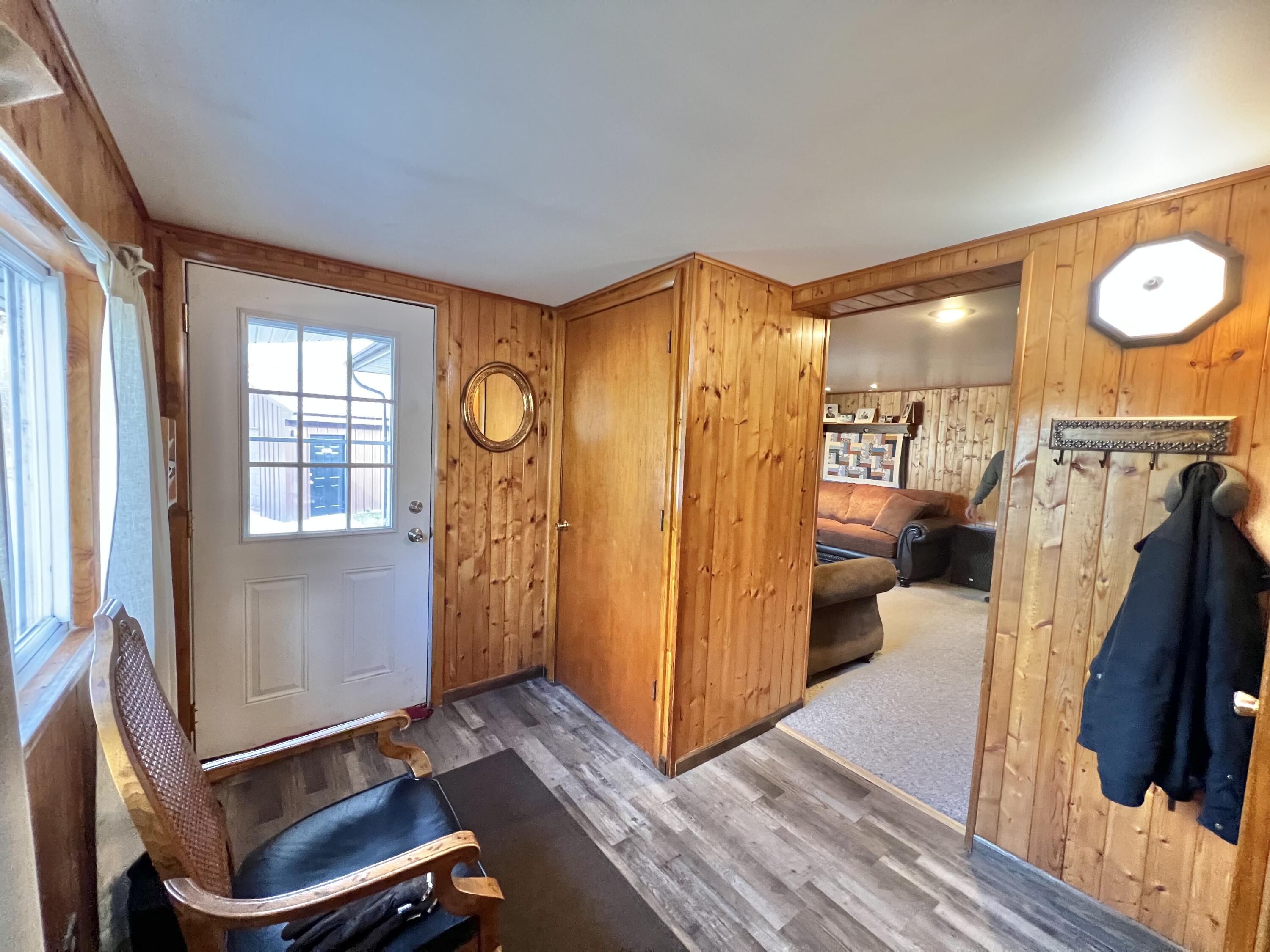 970 North Leaton Road Mount Pleasant, MI 48858 - Photo 21 of 37 Mud room entrance