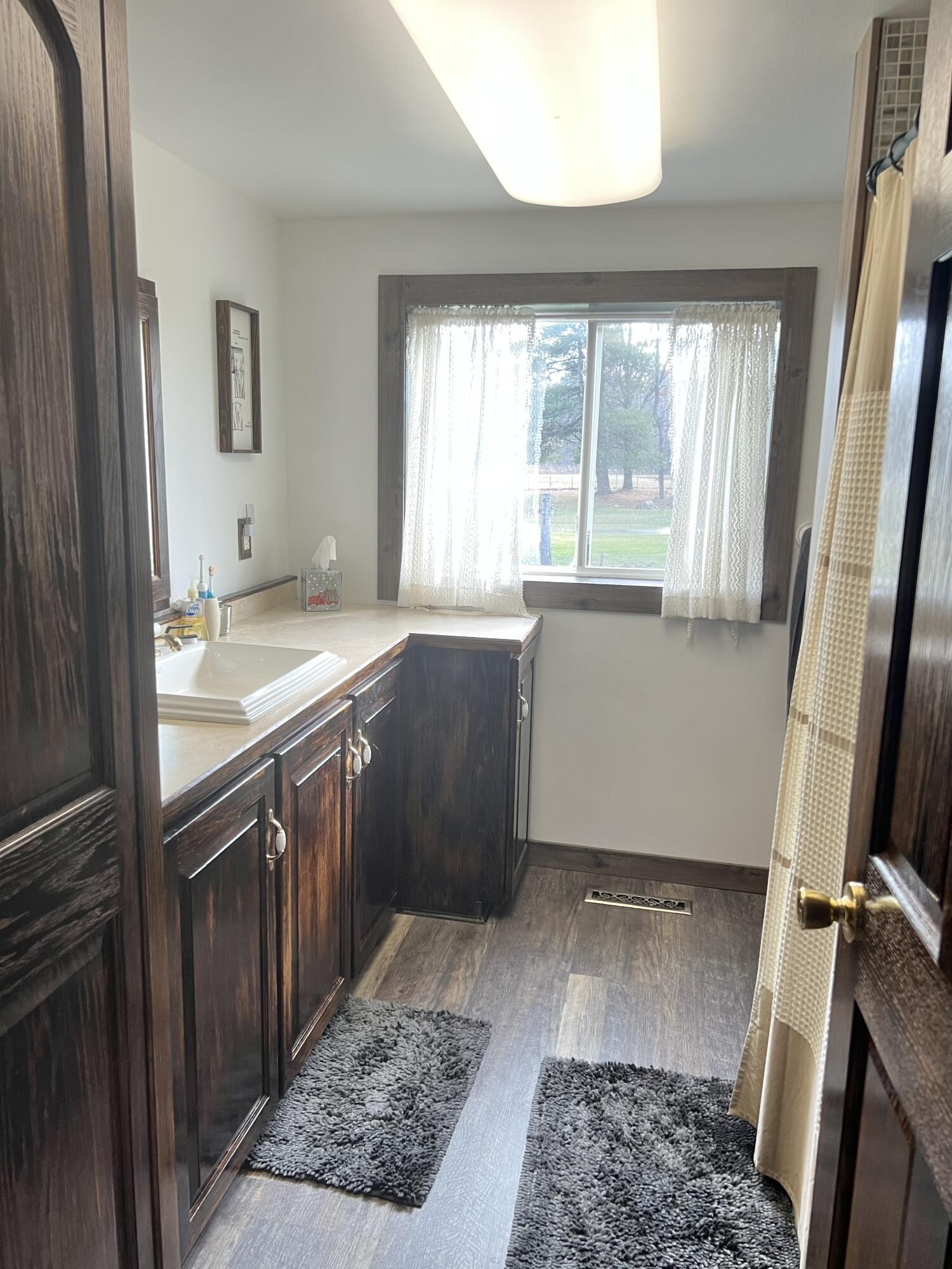 970 North Leaton Road Mount Pleasant, MI 48858 - Photo 35 of 37 Main bath