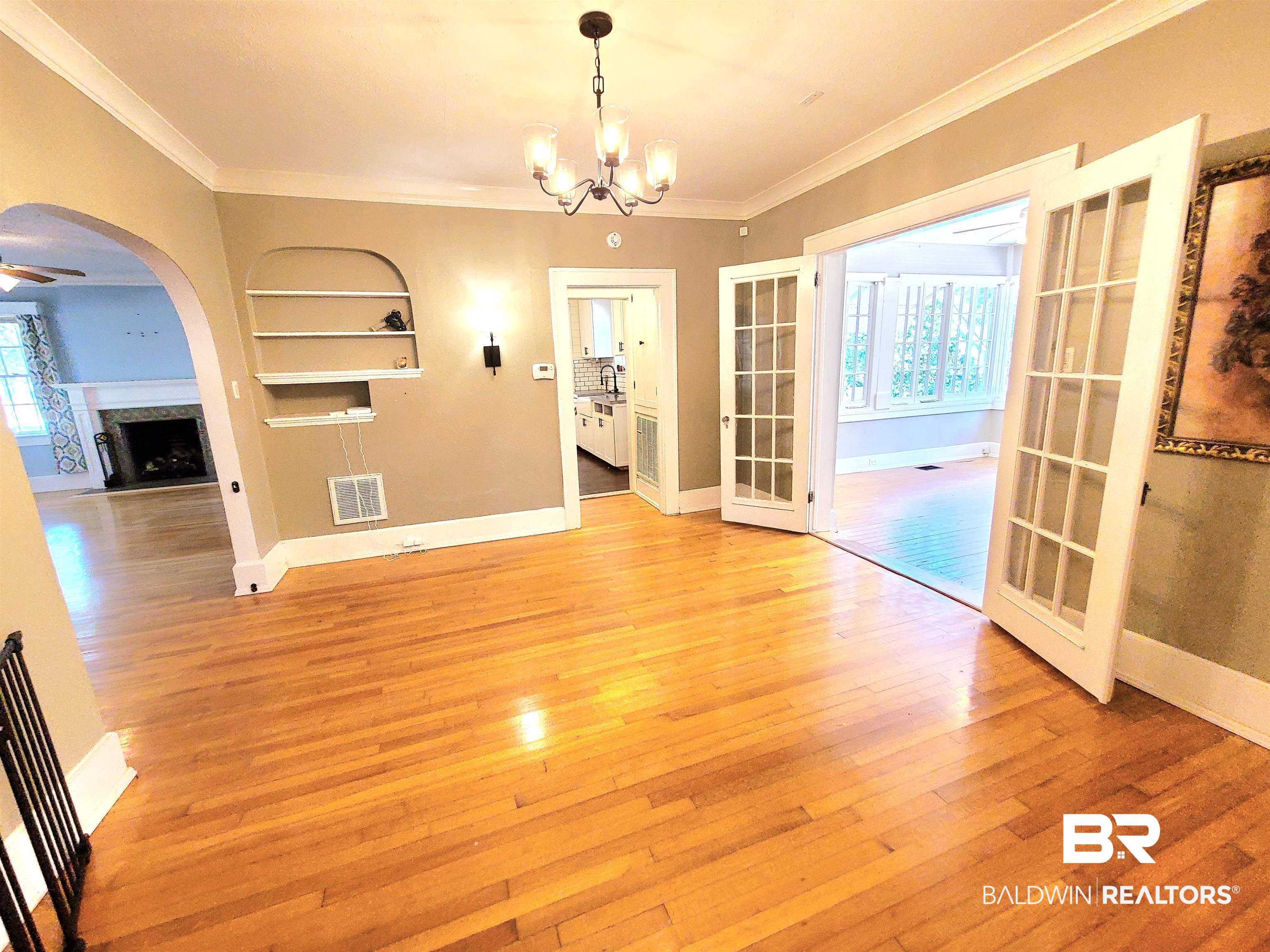 2158 Old Government Street Mobile, AL 36606 - Photo 9 of 34