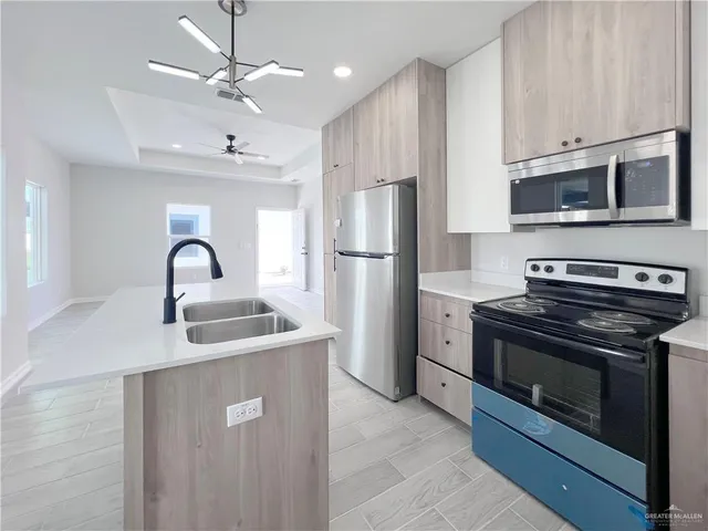 $1,075 | 508 North Alexandrite Avenue, Unit 1, Edinburg, TX 78539