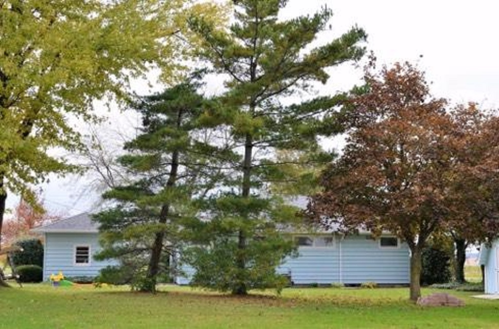 7687 North 500th Road East Decatur, IN 46733 - Photo 3 of 27