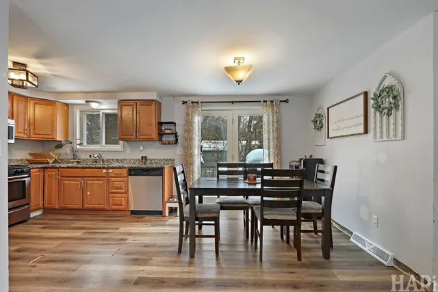 $250,000 | 2808 Cherry Drive, Wonder Lake, IL 60097