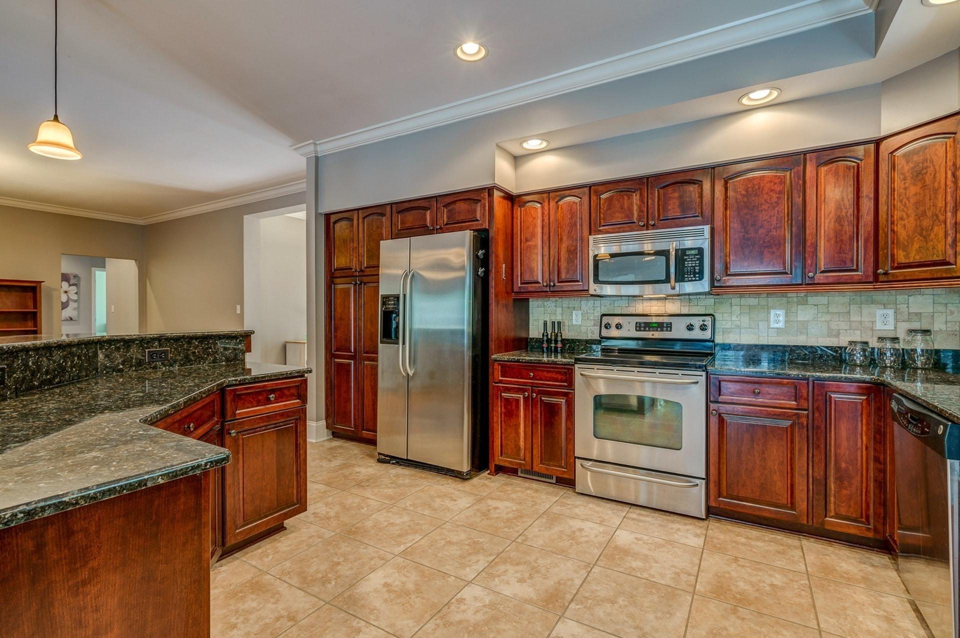 113 Bent Tree Road Moneta, VA 24121 - Photo 14 of 47 011-320650-113 Bent Tree RD 11_7996355