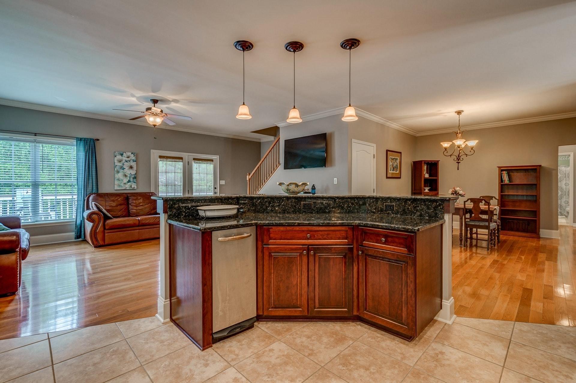 113 Bent Tree Road Moneta, VA 24121 - Photo 15 of 47 012-320650-113 Bent Tree RD 12_7996356
