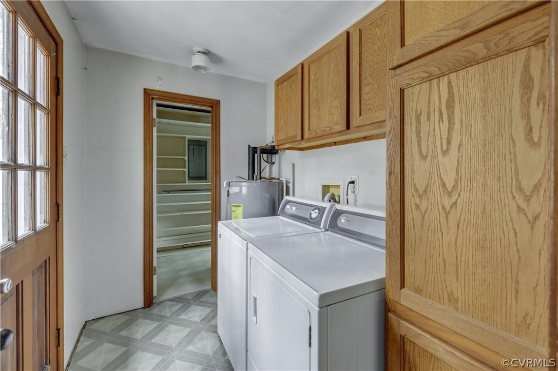 4859 Wedgemere Road Chesterfield, VA 23832 - Photo 10 of 21 a kitchen with stainless steel appliances granite countertop a sink and a refrigerator