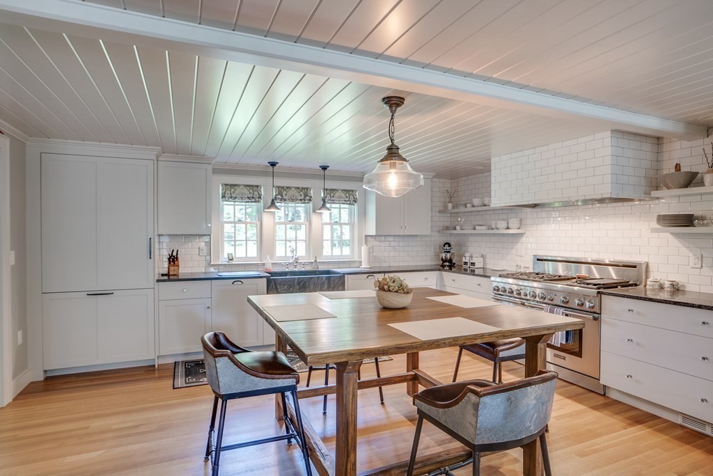 15 Cedar Road Andover, MA 01810 - Photo 20 of 42 Gallery Image 20