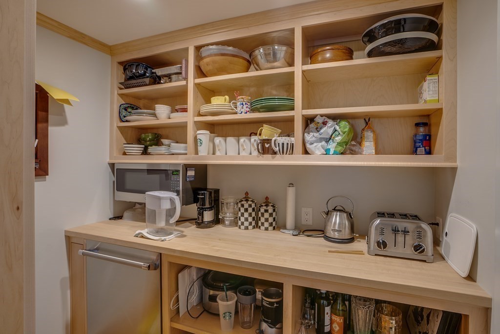 15 Cedar Road Andover, MA 01810 - Photo 21 of 42 Gallery Image 21