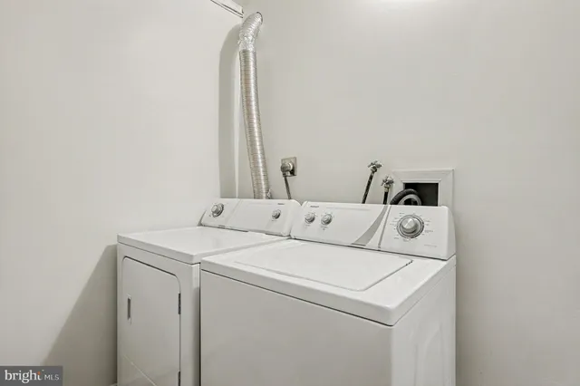 $385,000 | 11757 Veirs Mill Road, Silver Spring, MD 20902