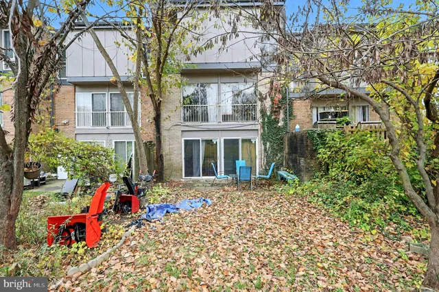 $385,000 | 11757 Veirs Mill Road, Silver Spring, MD 20902