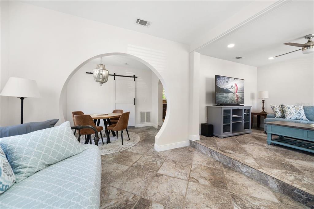 437 Lexington Street Dunedin, FL 34698 - Photo 6 of 27