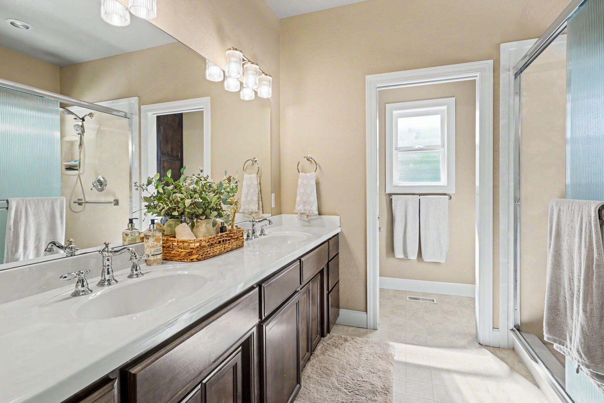 1043 Sandoz Street Central Point, OR 97502 - Photo 14 of 28 ApxSS00038