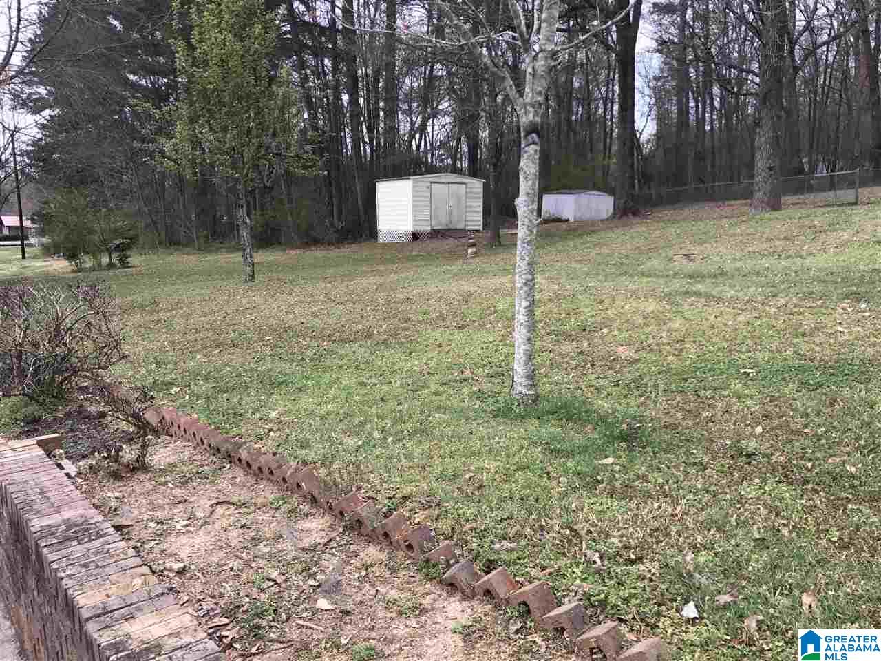810 4th Avenue East Oneonta, AL 35121 - Photo 11 of 12
