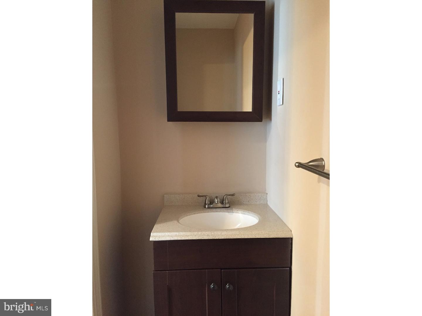 8 Gun Road Levittown, PA 19057 - Photo 16 of 24
