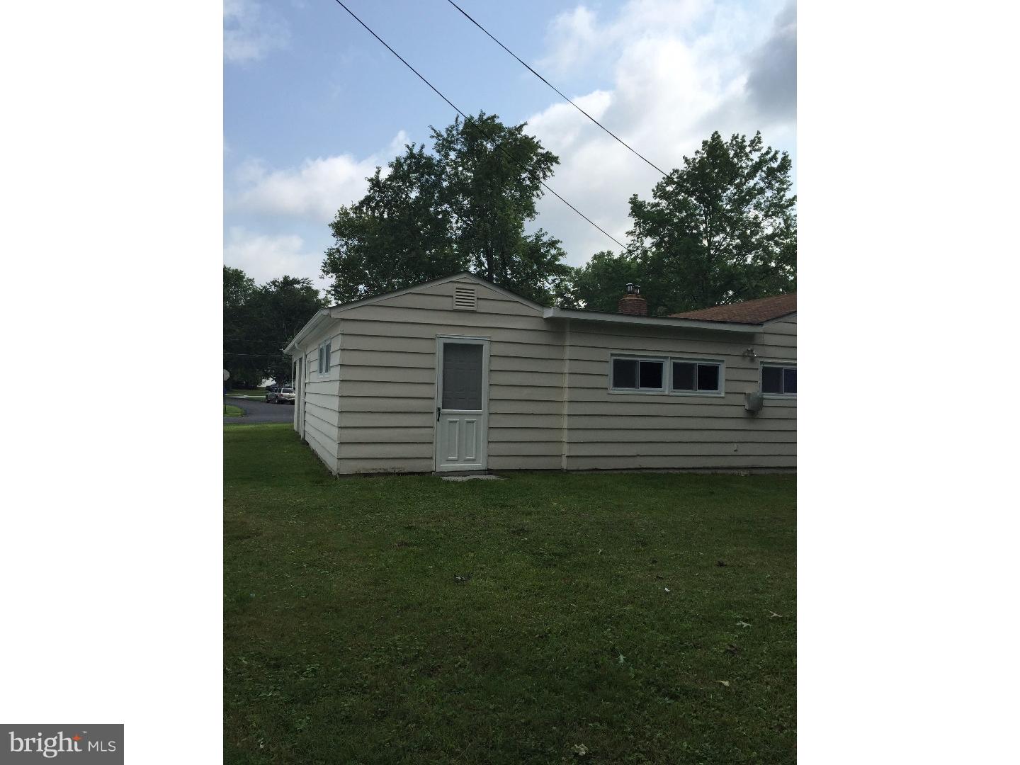 8 Gun Road Levittown, PA 19057 - Photo 23 of 24
