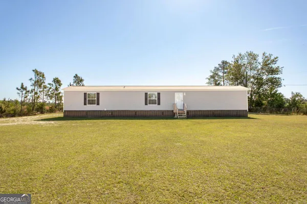 $159,000 | 4121 Manor Millwood Road South, Manor, GA 31550