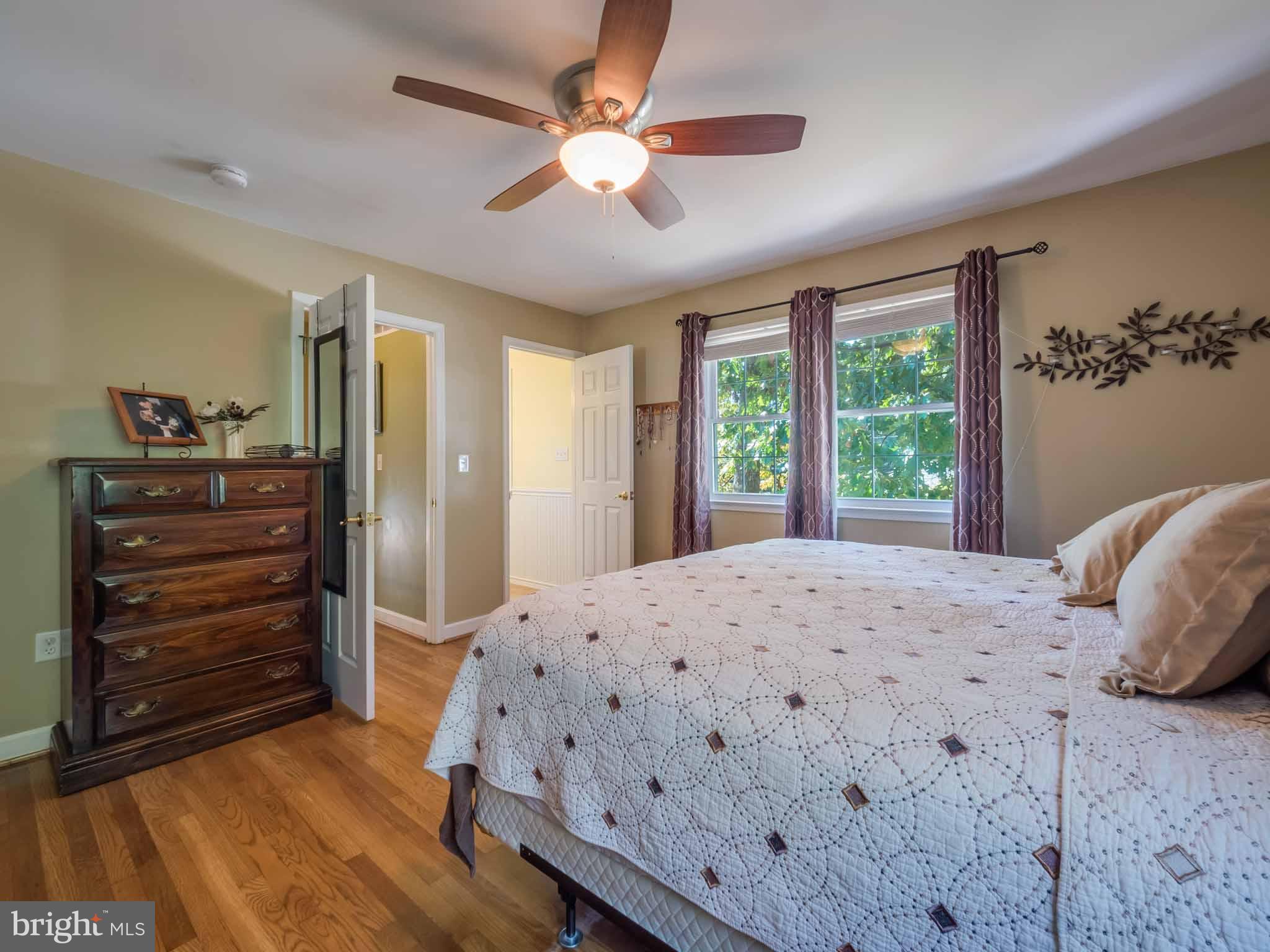 814 Danza Road Severn, MD 21144 - Photo 22 of 30 Master has an in suite bath