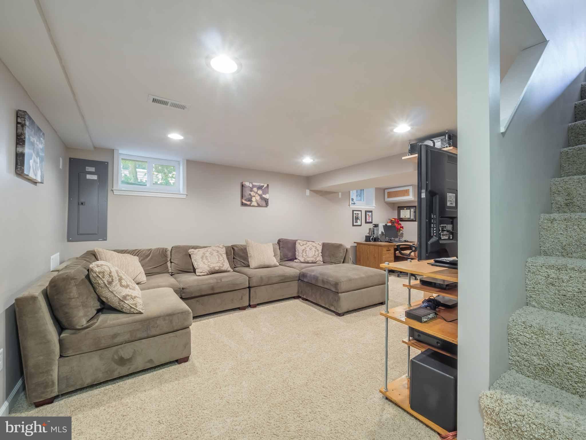 814 Danza Road Severn, MD 21144 - Photo 29 of 30 View showing family room