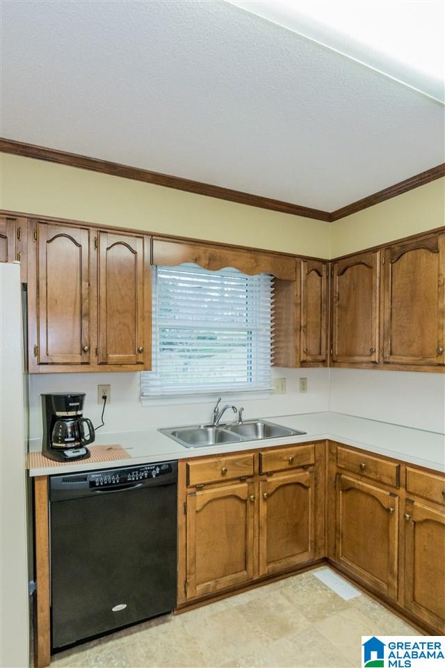 1041 Independence Court Alabaster, AL 35007 - Photo 16 of 36