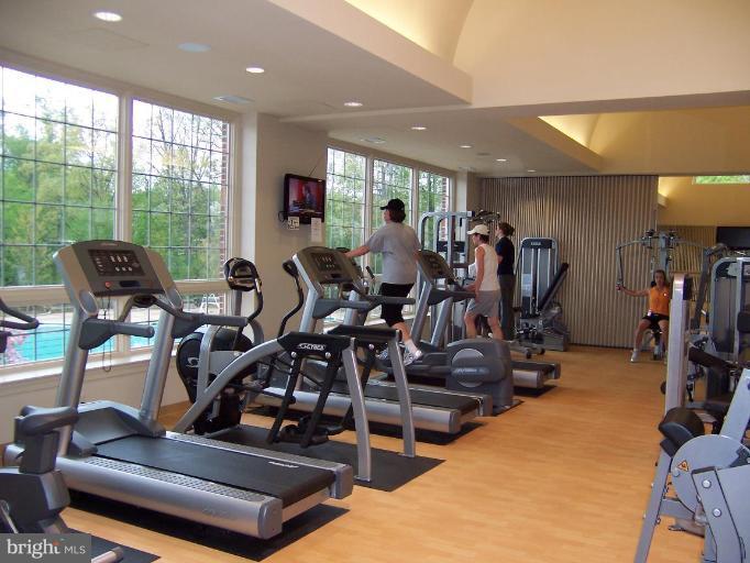 3836 Inverness Road Fairfax, VA 22033 - Photo 23 of 30 Community Amenities 3