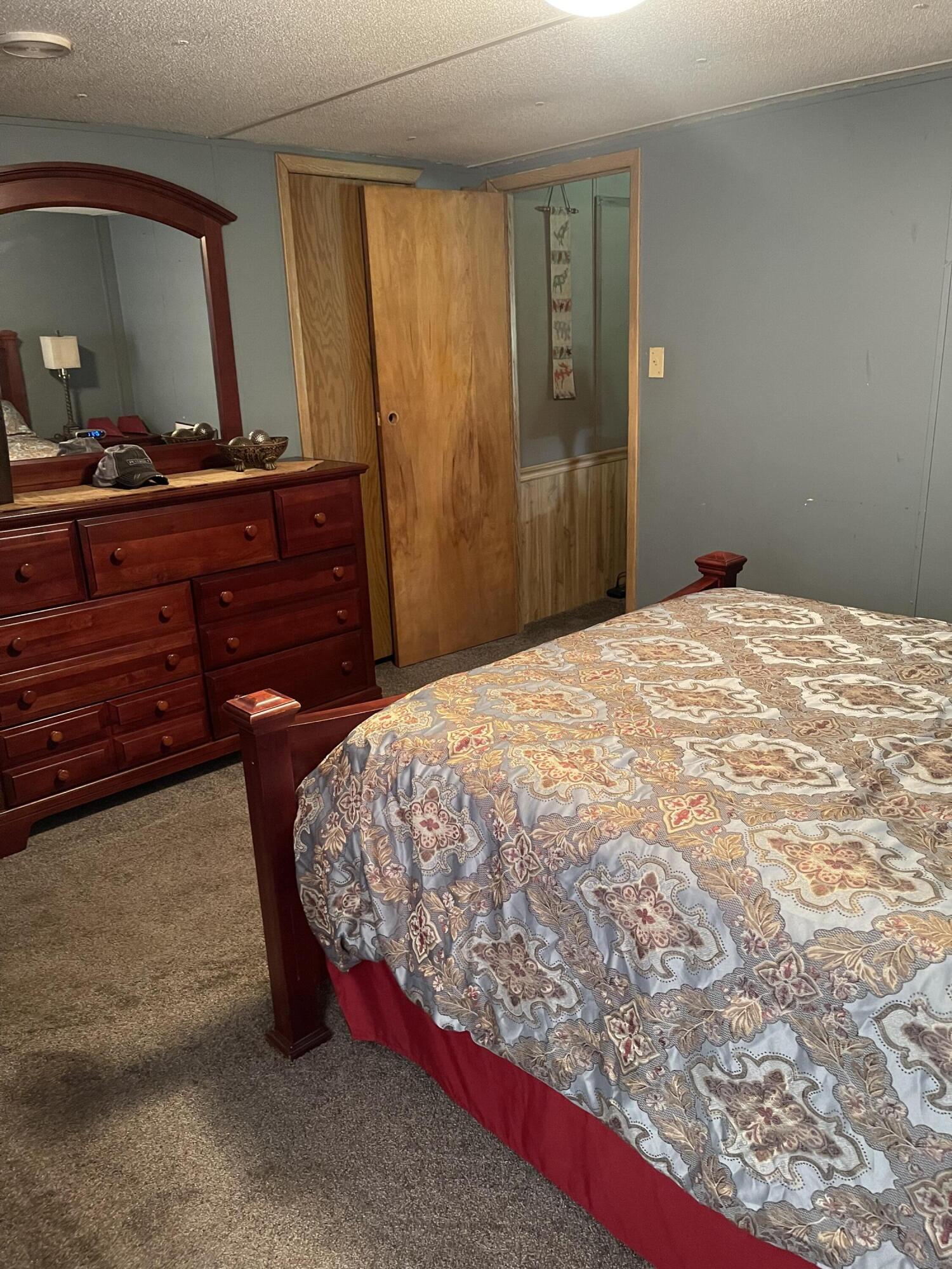 166 Verl Street Road Hampton, TN 37658 - Photo 19 of 42 E51FA677-A93F-4DCB-B146-ABA8CD4CC86E