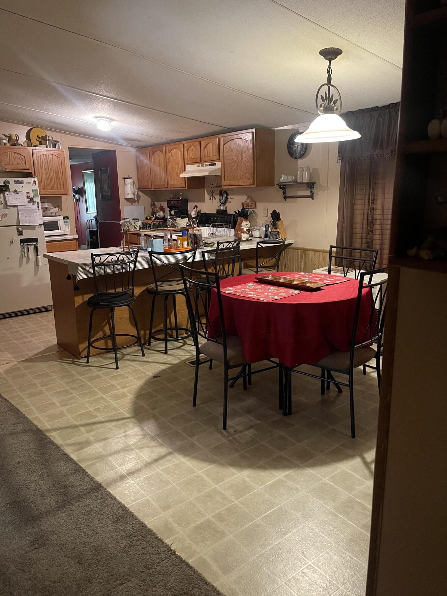 166 Verl Street Road Hampton, TN 37658 - Photo 21 of 42 4B6F20DA-D273-42C7-A0D6-51A3B8F26E05