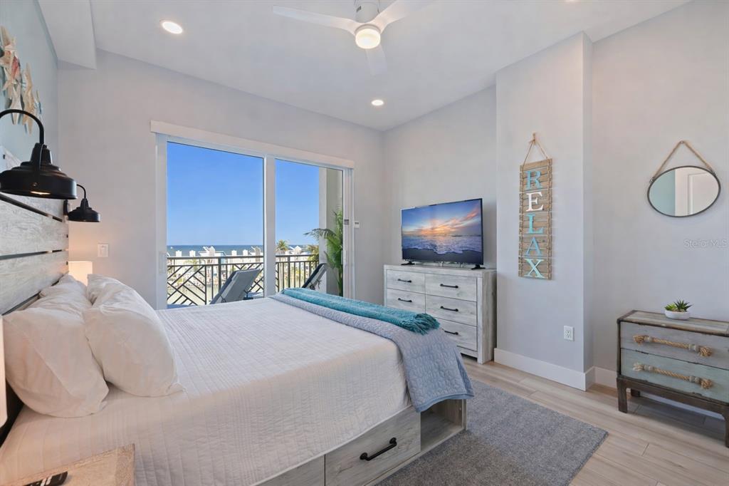 300 150th Avenue, Unit 409 Madeira Beach, FL 33708 - Photo 14 of 41