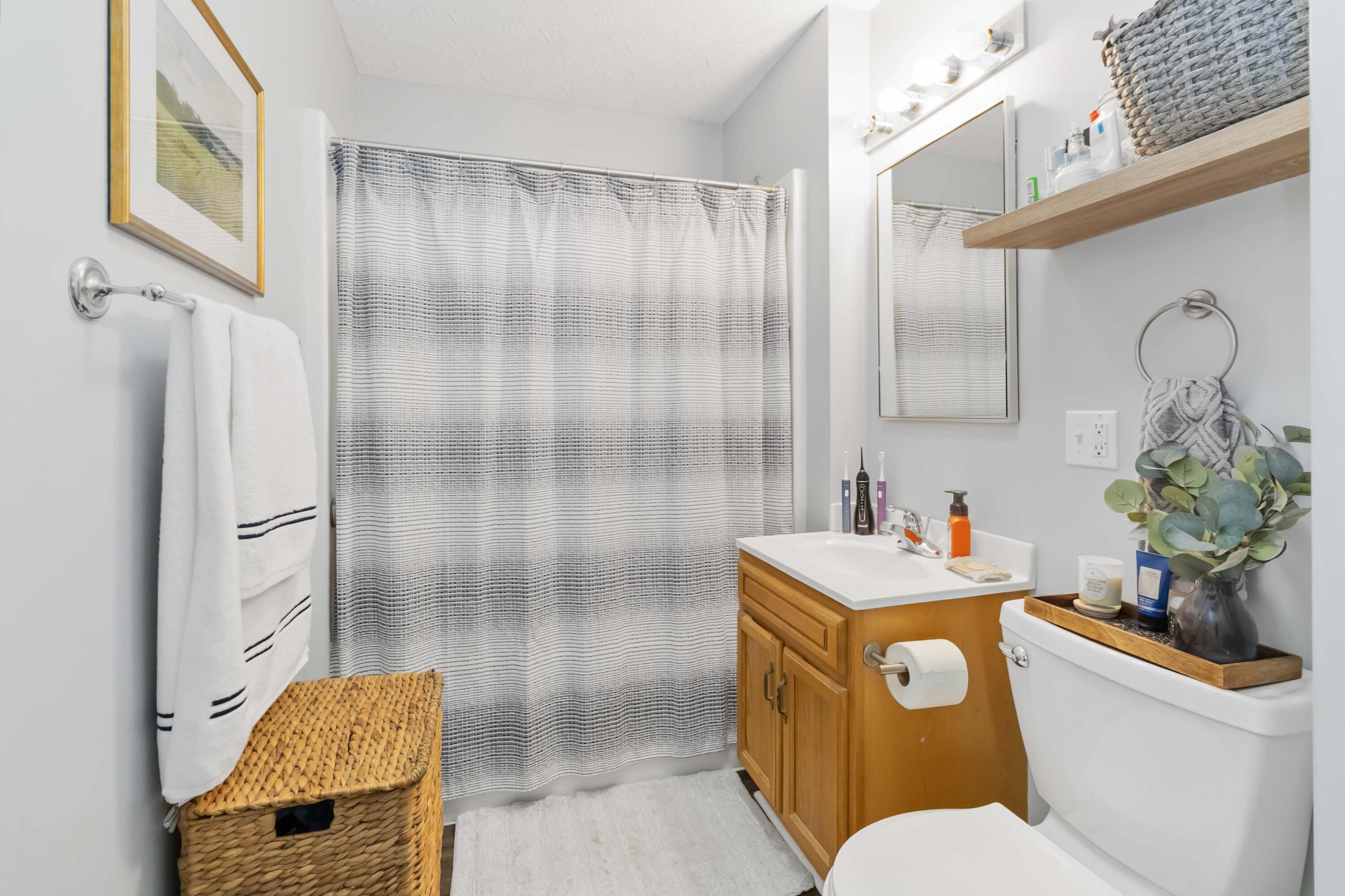 900 Crane Road Ferguson, KY 42533 - Photo 25 of 32 Bathroom
