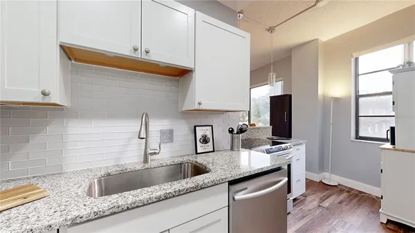 $2,150 | 2109 Bayshore Boulevard, Unit 205, Tampa, FL 33606
