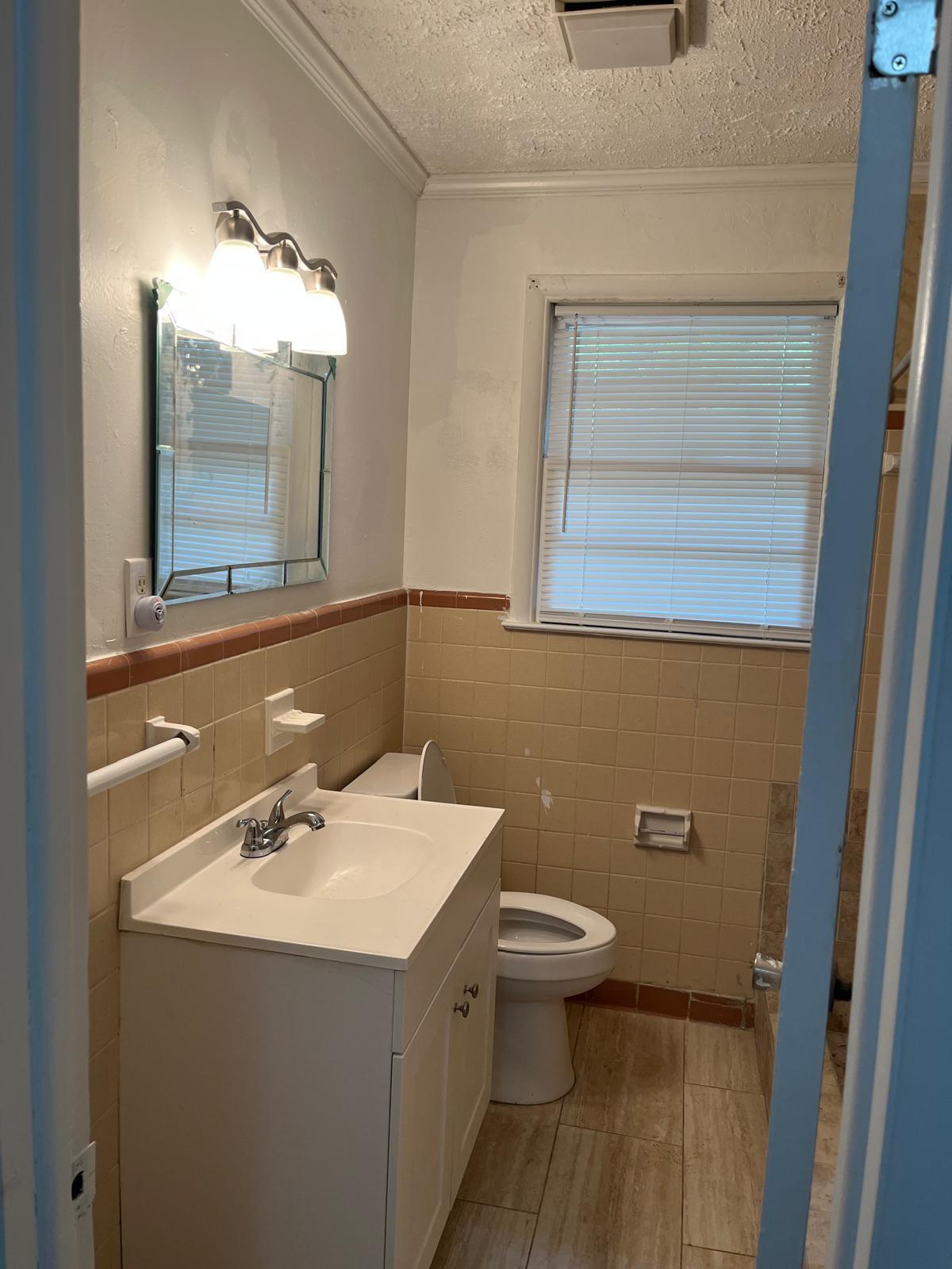 213 Wilson Street Sumter, SC 29150 - Photo 3 of 7 PHOTO-2026-08-05-12-56-50 6