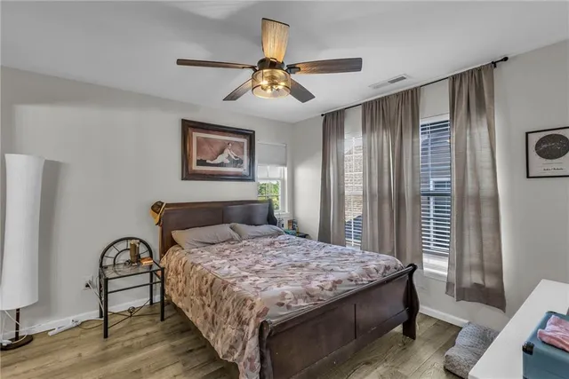 $259,900 | 408 Eisenhower Street, Baldwin City, KS 66006