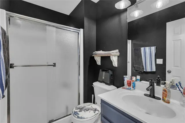 $259,900 | 408 Eisenhower Street, Baldwin City, KS 66006