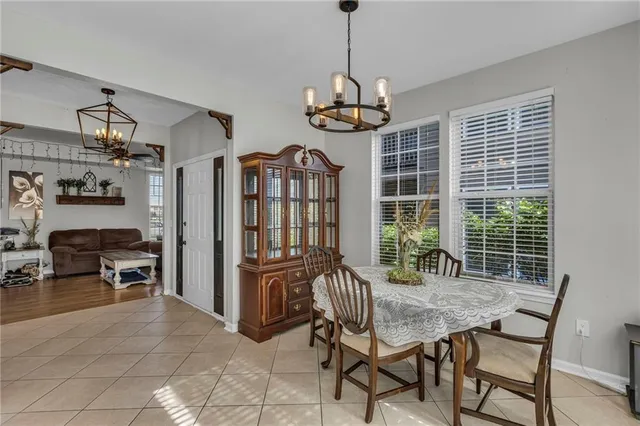 $259,900 | 408 Eisenhower Street, Baldwin City, KS 66006