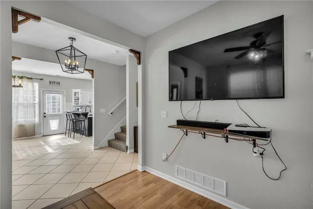 $259,900 | 408 Eisenhower Street, Baldwin City, KS 66006