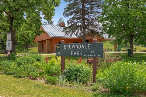 $174,900 | 4820 Park Commons Drive, Unit 235, St. Louis Park, MN 55416